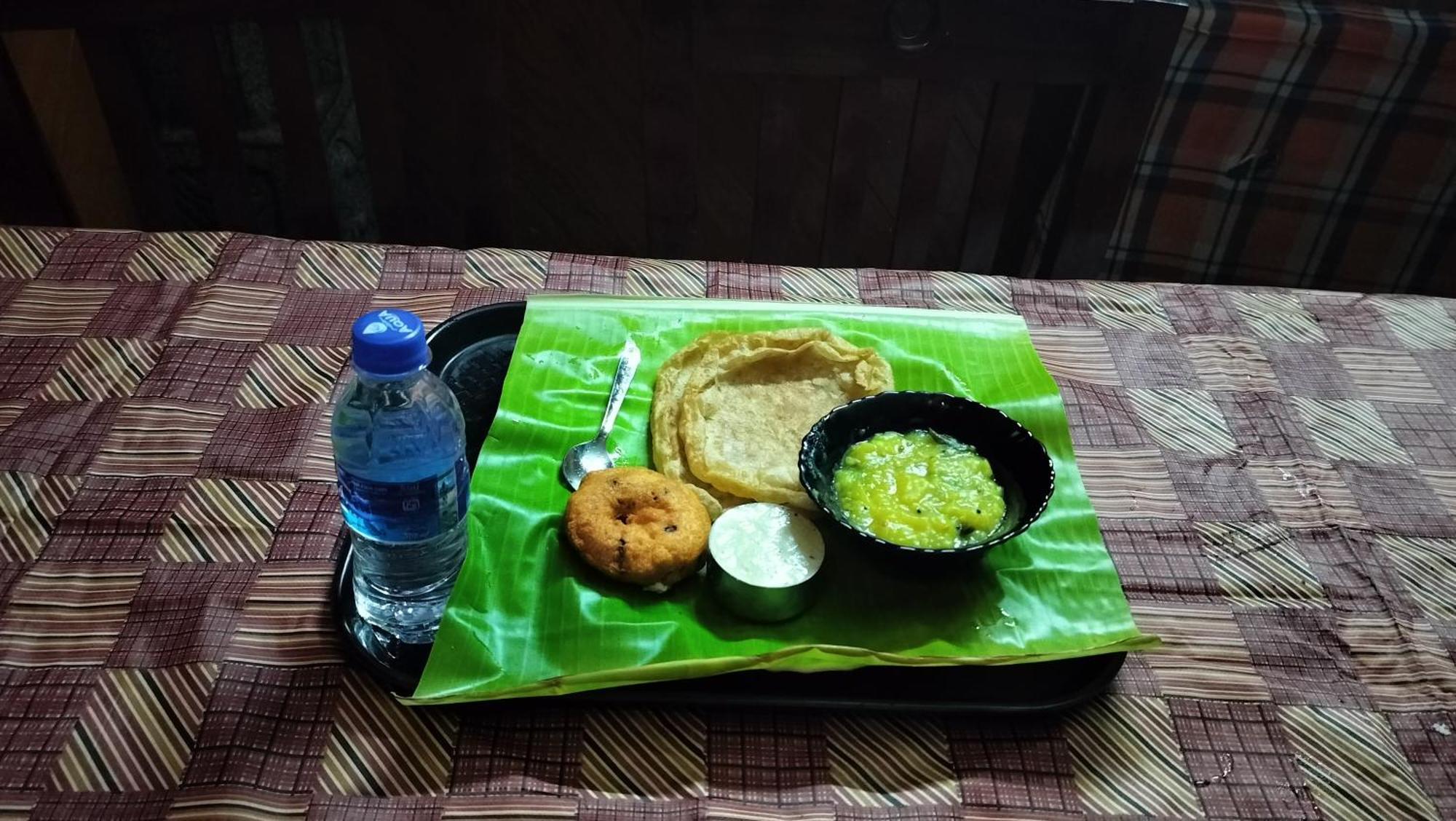 Achus Holidays Munnar Buitenkant foto
